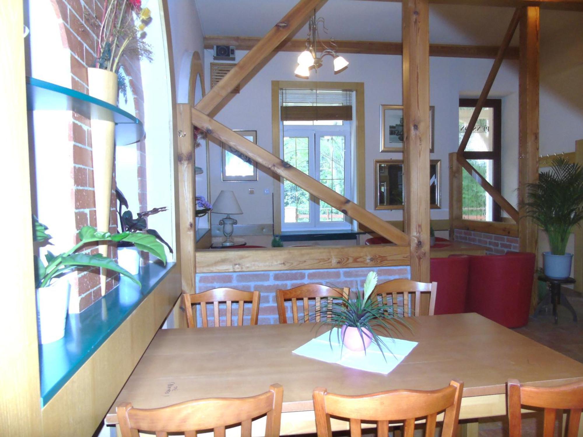 Toris Inn Trinec Exterior foto